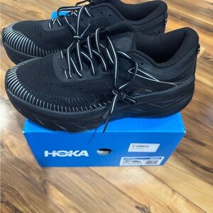 Hoka one one